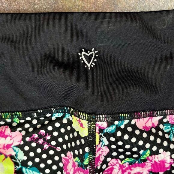 Betsey Johnson Performance Floral Rose Polka Dot Leggings Small - Picture 10 of 10